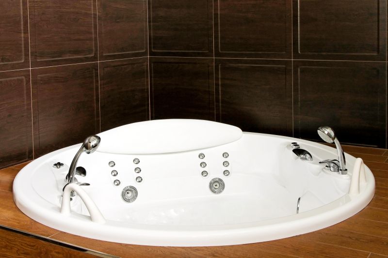 Spa-Inspired Whirlpool Tub